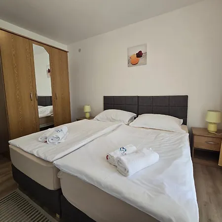 Filipovic Biograd Na Moru
